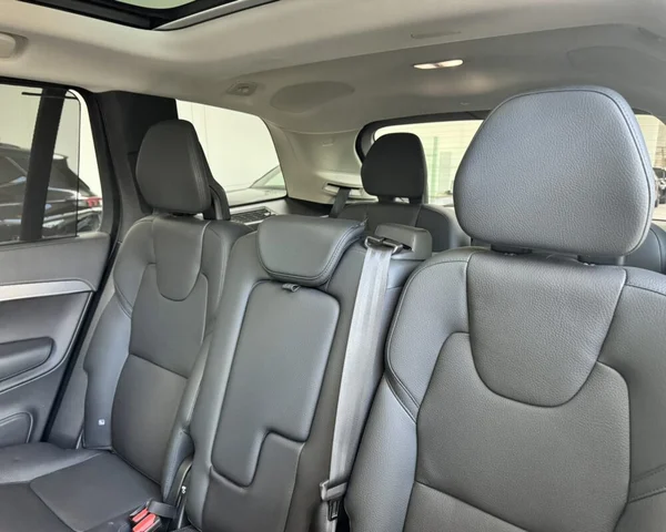 Volvo XC90 (2024) — foto 16 van 30