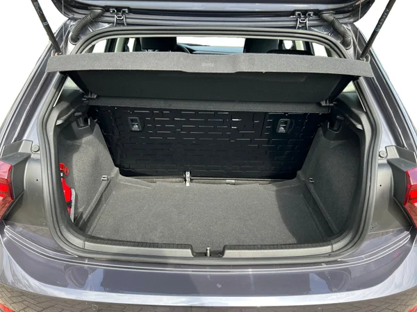 VOLKSWAGEN Polo (2024) — foto 15 van 24
