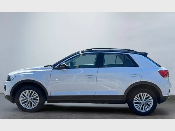 Volkswagen T-Roc (2019) — foto 23 van 28