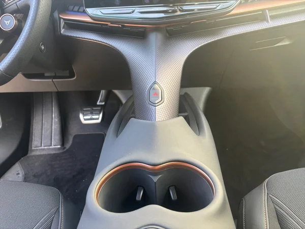 CUPRA Tavascan (2026) — foto 11 van 24
