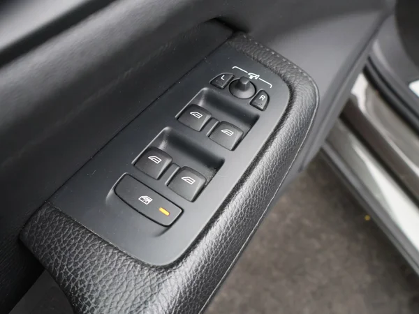 VOLVO V60 (2019) — foto 11 van 27