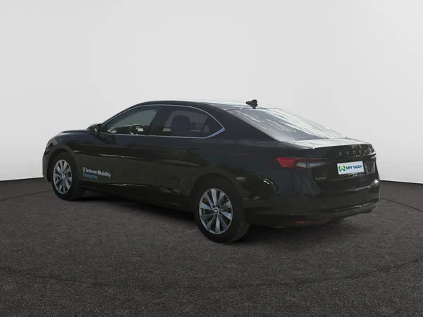 SKODA Superb (2026) — foto 18 van 24