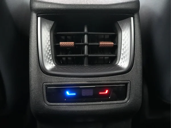CUPRA Terramar (2025) — foto 15 van 54