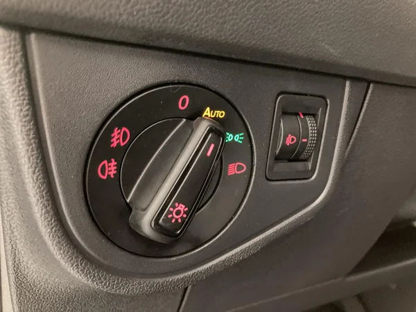 VOLKSWAGEN Polo (2021) — foto 19 van 36