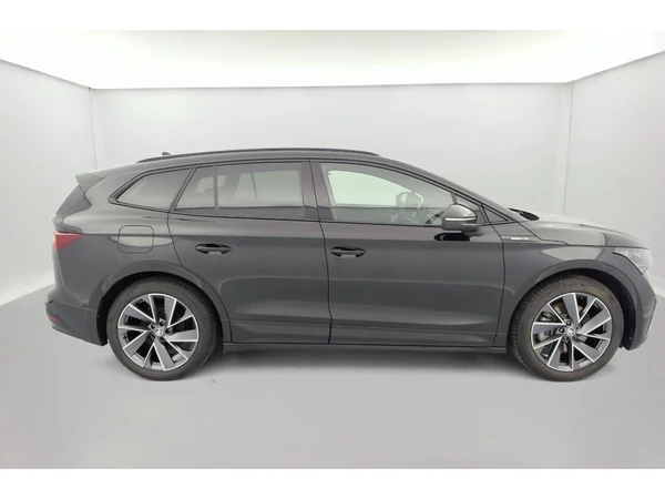 SKODA Enyaq (2022) — foto 22 van 35