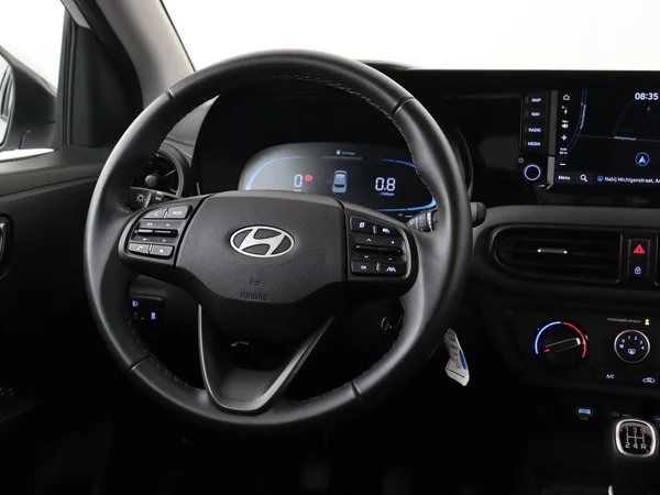 HYUNDAI i10 (2025) — foto 14 van 25