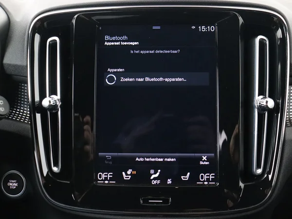 VOLVO XC40 (2021) — foto 13 van 31