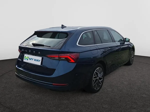 SKODA Octavia Combi (2021) — foto 20 van 24