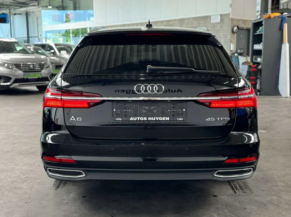 Audi A6 Avant (2019) — foto 11 van 17