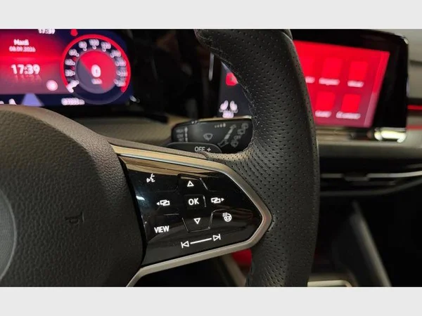 Volkswagen Golf VIII (2021) — foto 7 van 28