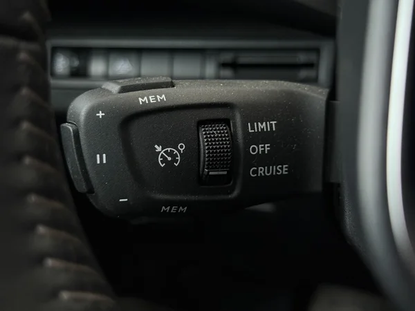 PEUGEOT 3008 (2022) — foto 9 van 27
