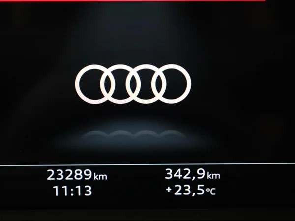 AUDI A3 Sedan (2025) — foto 8 van 20
