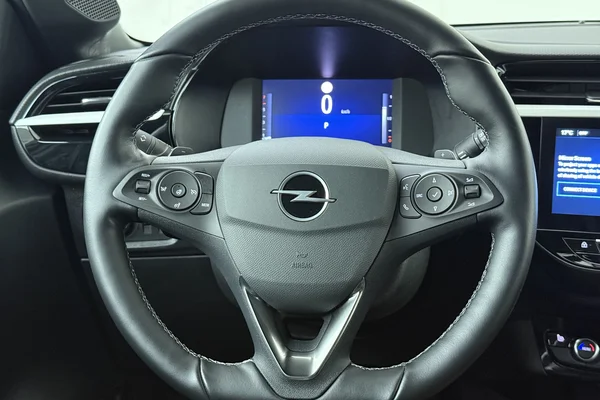 Opel Corsa (2023) — foto 2 van 19