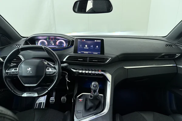 Peugeot 5008 (2018) — foto 20 van 20
