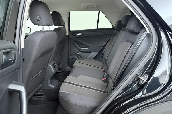 Volkswagen T-Roc (2019) — foto 20 van 21