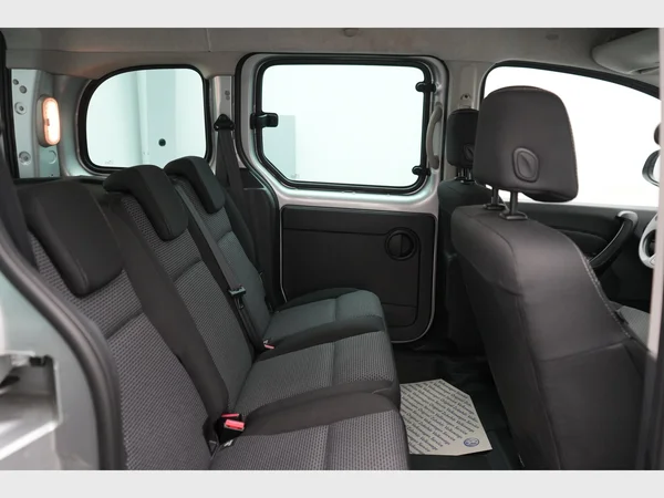 MERCEDES-BENZ Citan 108 Combi Mwb Dsl (2015) — foto 7 van 19