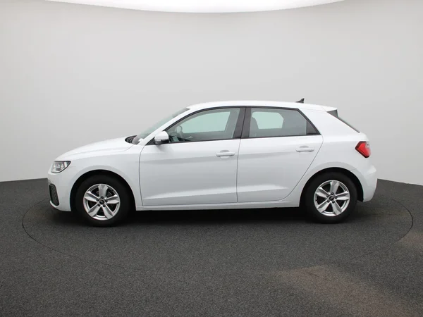 Audi A1 Sportback (2023) — foto 34 van 38