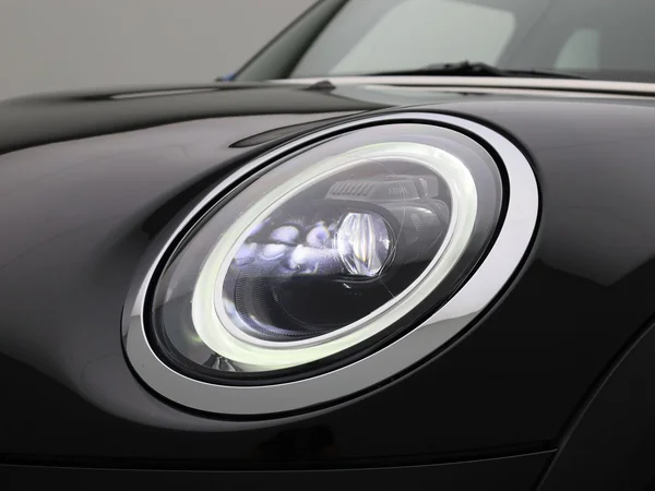 MINI Cooper (2022) — foto 8 van 40