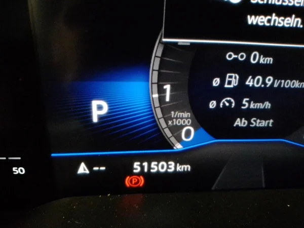 VOLKSWAGEN Polo (2022) — foto 3 van 22