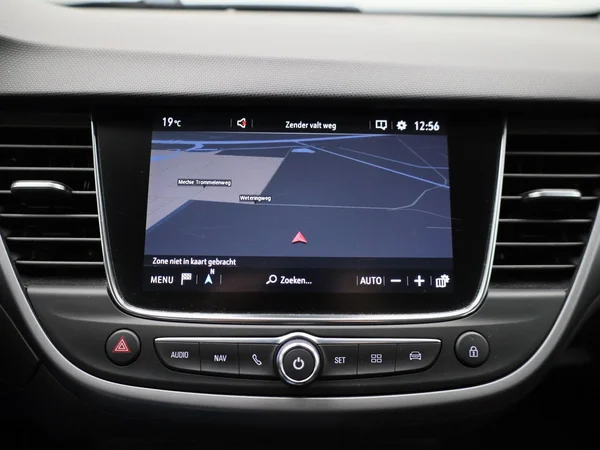 Opel Crossland (2021) — foto 6 van 35