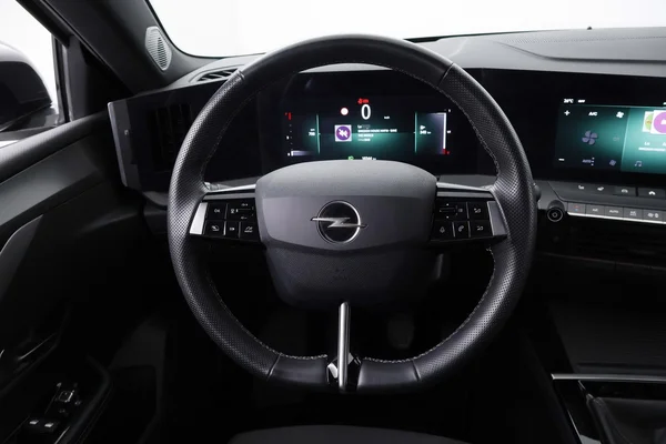 Opel Astra (2024) — foto 10 van 43