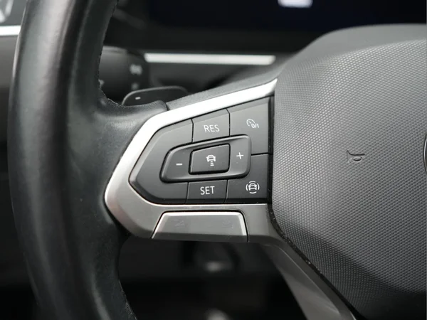 VOLKSWAGEN Tiguan Allspace (2022) — foto 33 van 43