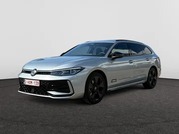 VOLKSWAGEN Passat Variant eHybrid (PHEV) (2025)