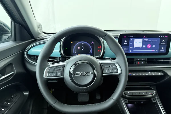 Fiat 600 (2025) — foto 2 van 19