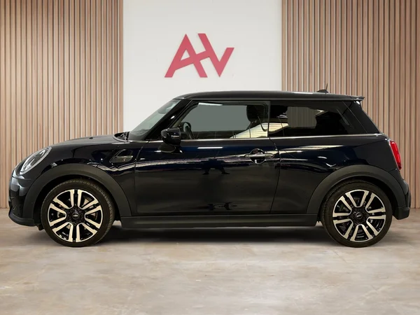 MINI Cooper-S (2023) — foto 2 van 28