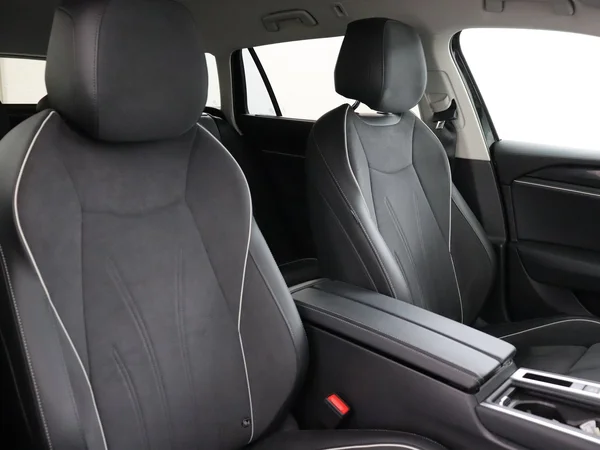 VOLKSWAGEN Passat SW (2025) — foto 19 van 19