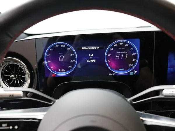 Mercedes-Benz CLA (2025) — foto 6 van 30