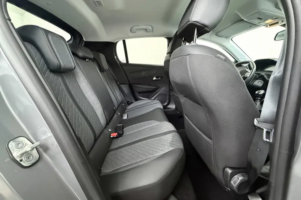 Peugeot 208 (2025) — foto 10 van 35