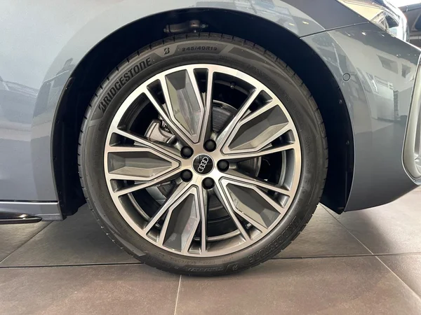 AUDI A5 Avant (2026) — foto 16 van 23