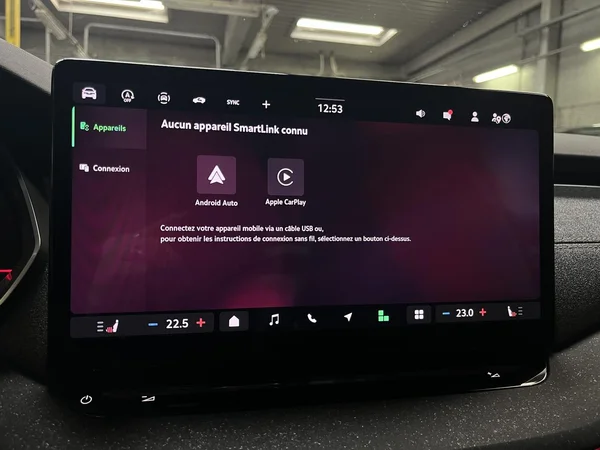 SKODA Octavia Combi (2024) — foto 4 van 22