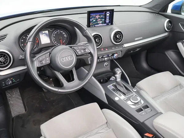 Audi A3 (2018) — foto 16 van 22