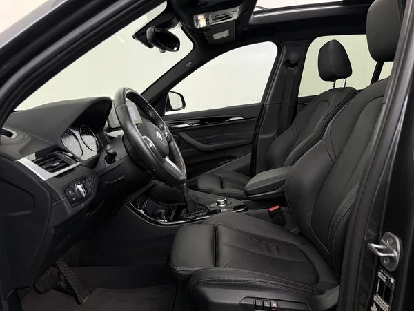 BMW X1 (2022) — foto 2 van 34
