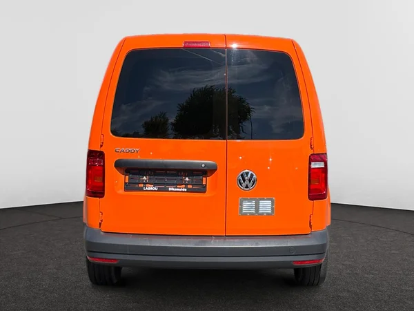 VOLKSWAGEN Caddy Van Dsl (2020) — foto 12 van 17