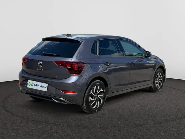 VOLKSWAGEN Polo (2023) — foto 21 van 24