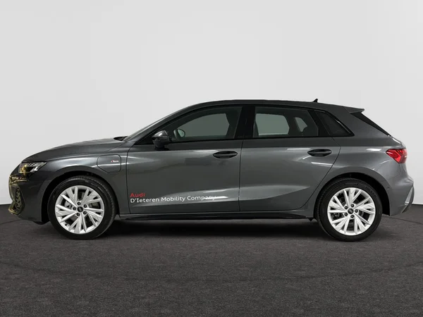AUDI A3 Sportback PHEV (2025) — foto 11 van 15