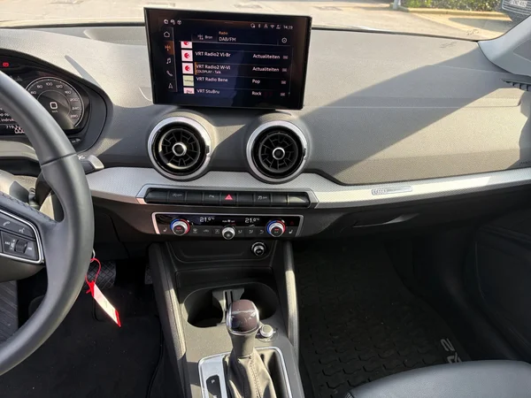 AUDI Q2 (2025) — foto 4 van 23