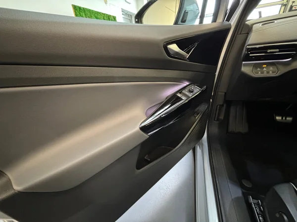 VOLKSWAGEN ID.4 (2024) — foto 3 van 23