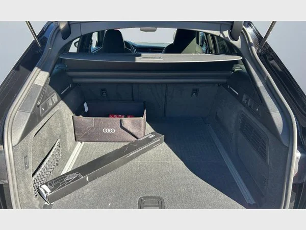 Audi S6 Avant (2022) — foto 24 van 31