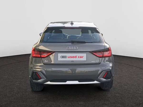 AUDI A1 Allstreet (2023) — foto 13 van 18
