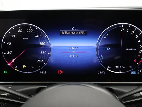 Mercedes-Benz C-Klasse (2022) — foto 19 van 32