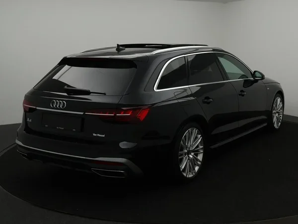 Audi A4 (2024) — foto 25 van 29