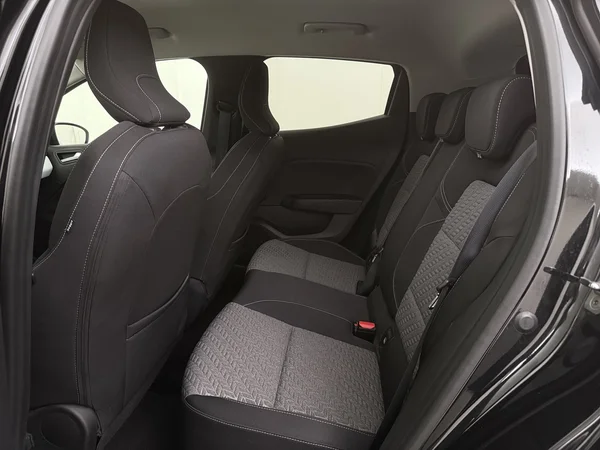 RENAULT Clio (2021) — foto 5 van 26