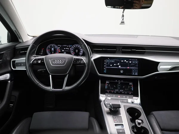 Audi A6 (2022) — foto 43 van 45