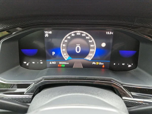 VOLKSWAGEN Polo (2023) — foto 18 van 26