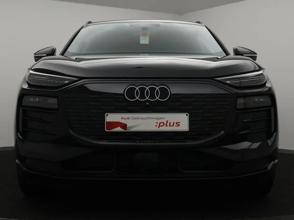 AUDI Q6 e-tron (2026) — foto 24 van 29