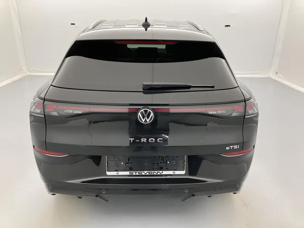 VOLKSWAGEN T-Roc (2026) — foto 18 van 34